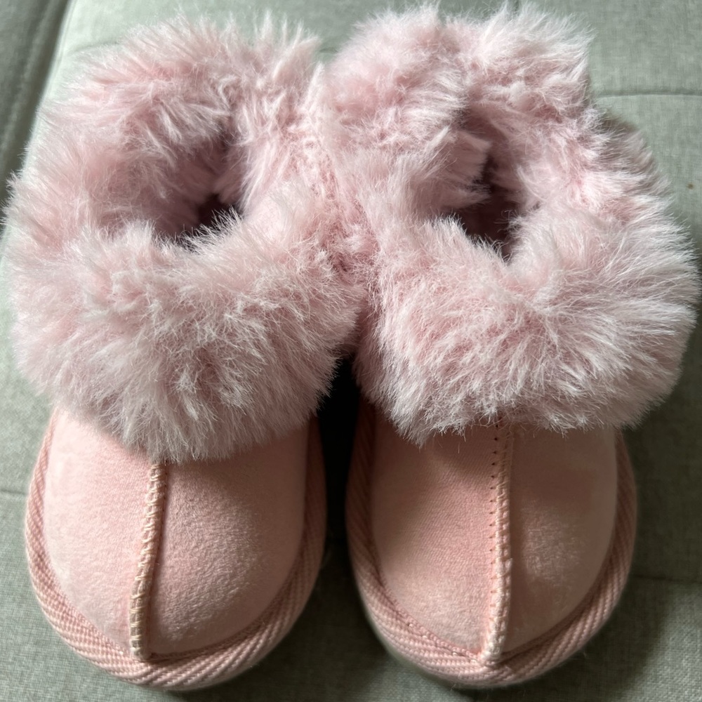 Cat & Jack toddler girl house slippers (hard bottom)